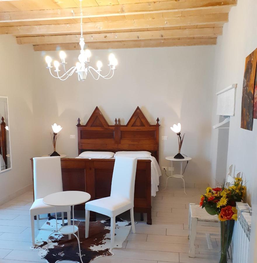 Vicolo Del Nido B&B Paderno Franciacorta Экстерьер фото